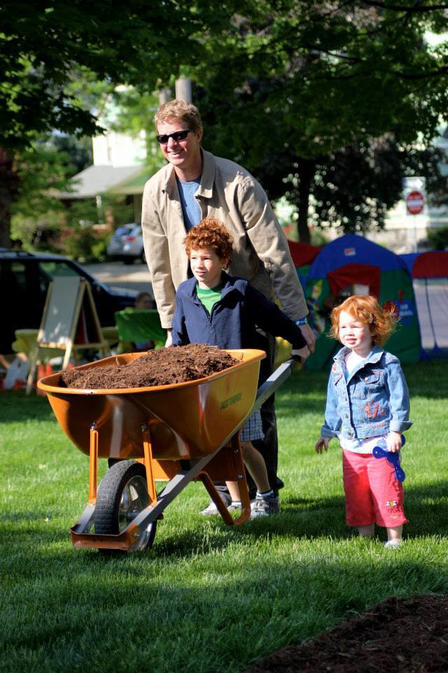 West Michigan throws party for Mother Nature